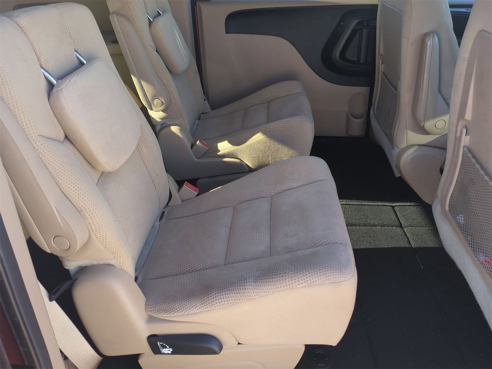 Thumbnail: 2014 Dodge Grand Caravan - 21