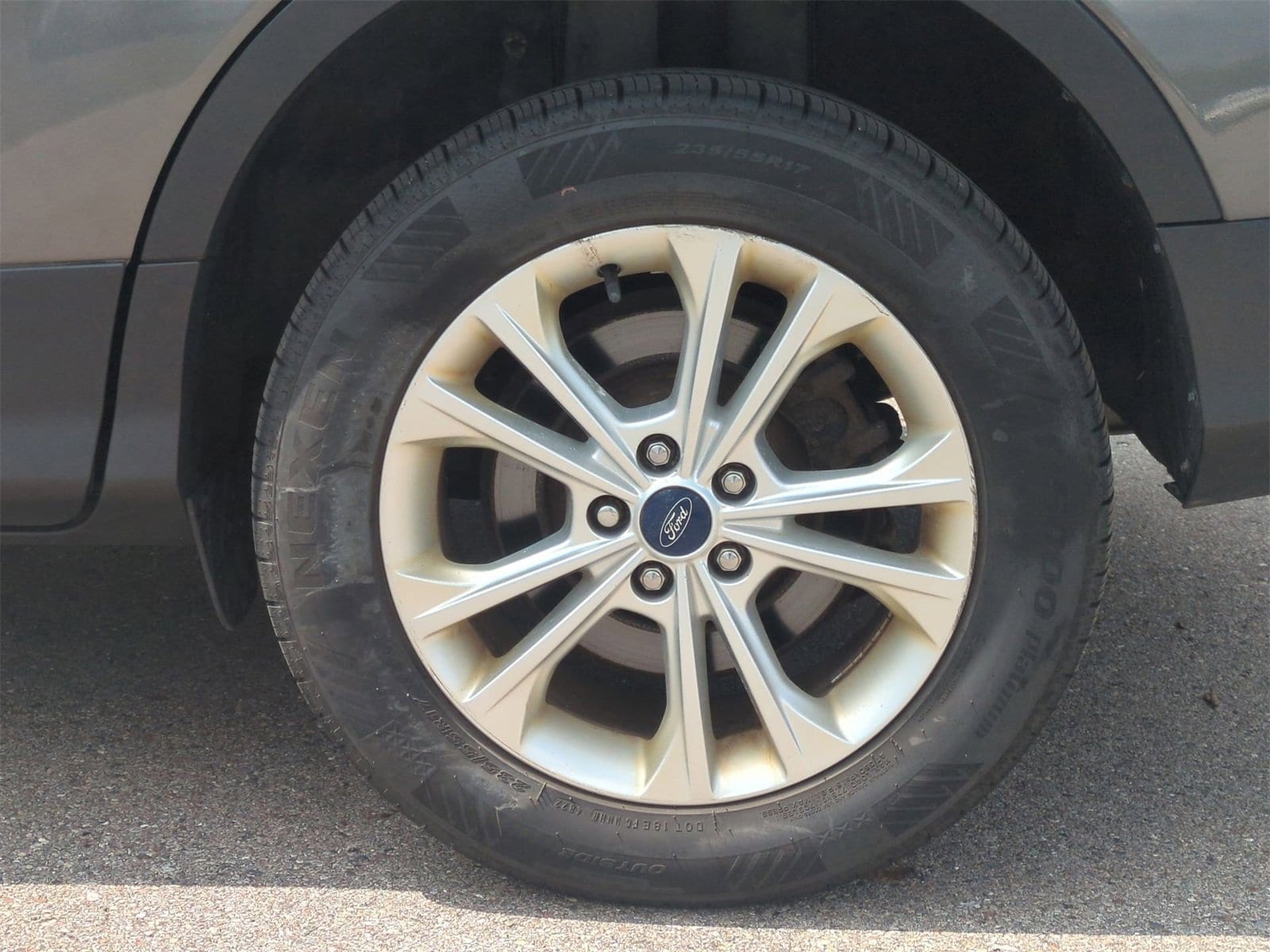 Thumbnail: 2017 Ford Escape - 14