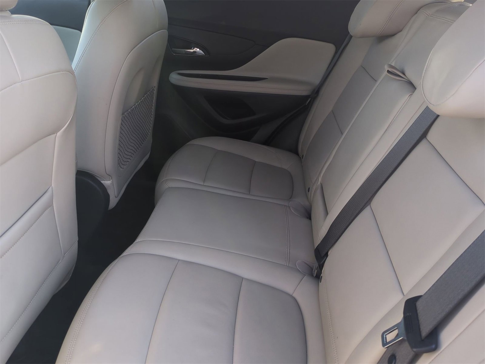 Thumbnail: 2018 Buick Encore - 20