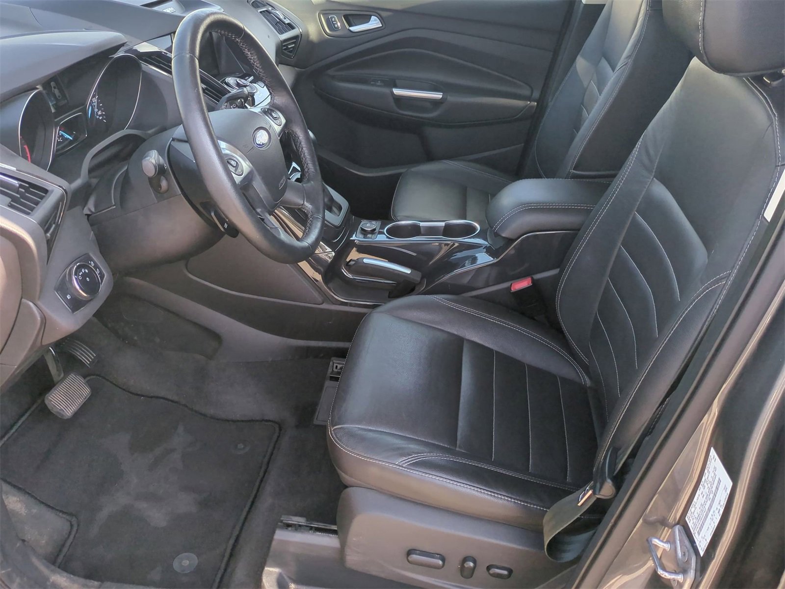 Thumbnail: 2014 Ford Escape - 16