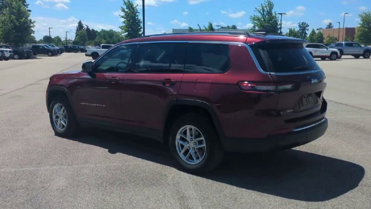 Thumbnail: 2023 Jeep Grand Cherokee - 6