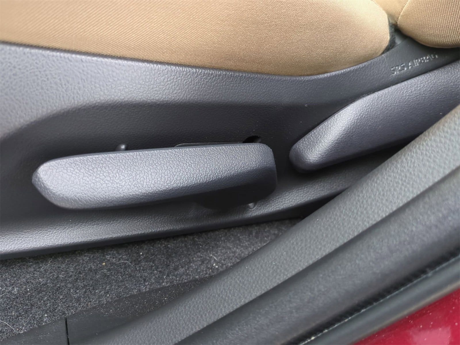 Thumbnail: 2025 Toyota RAV4 - 17