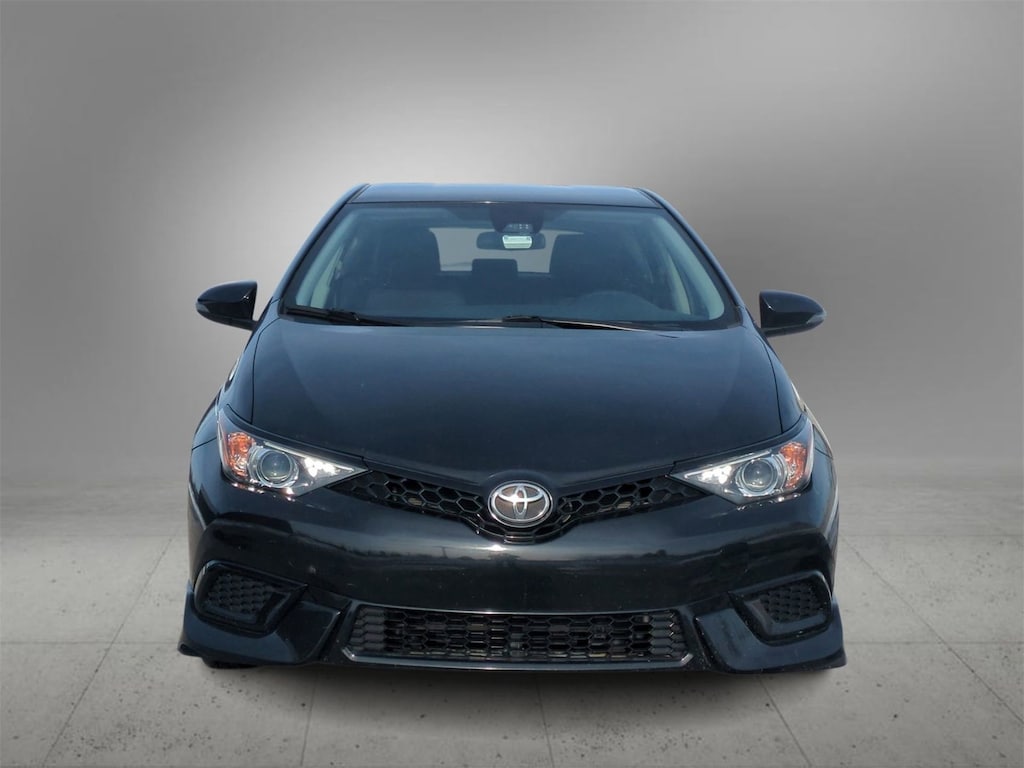 Used 2018 Toyota Corolla iM Base Hatchback