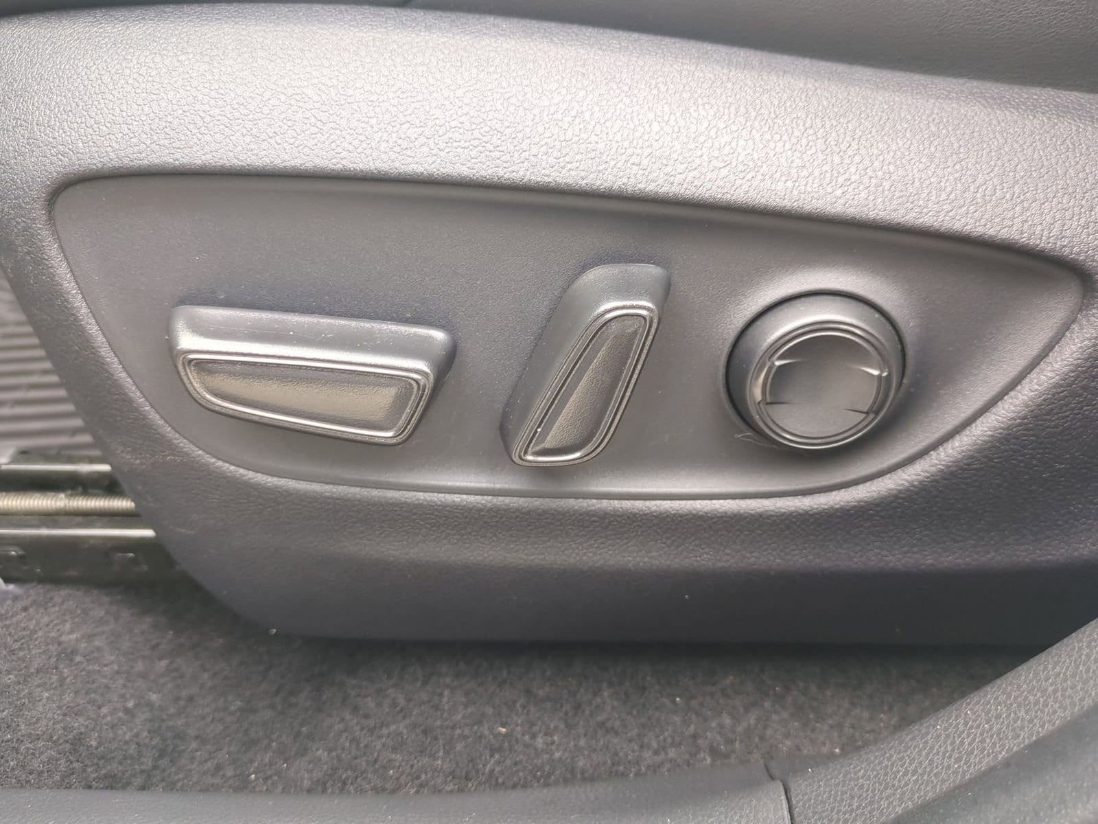 Thumbnail: 2024 Toyota RAV4 - 17