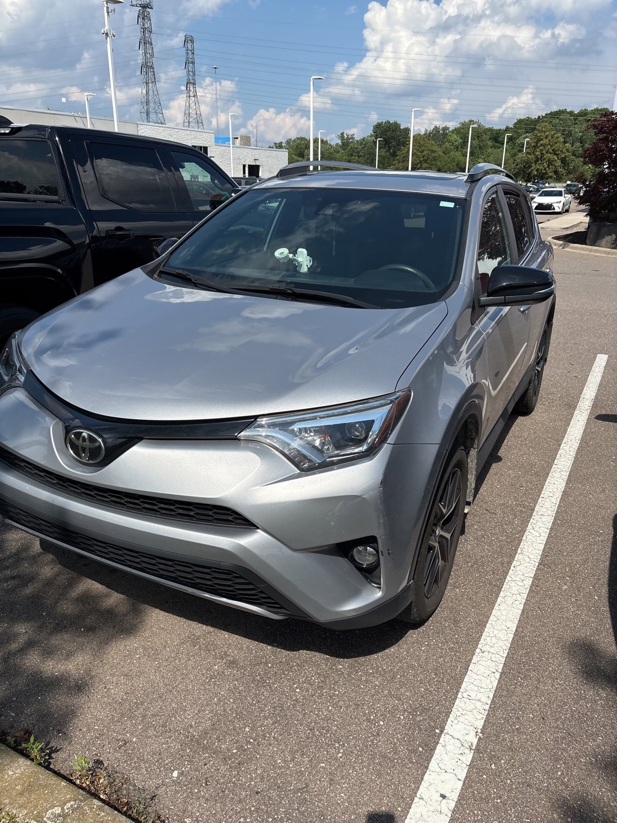 Thumbnail: 2017 Toyota RAV4 - 2