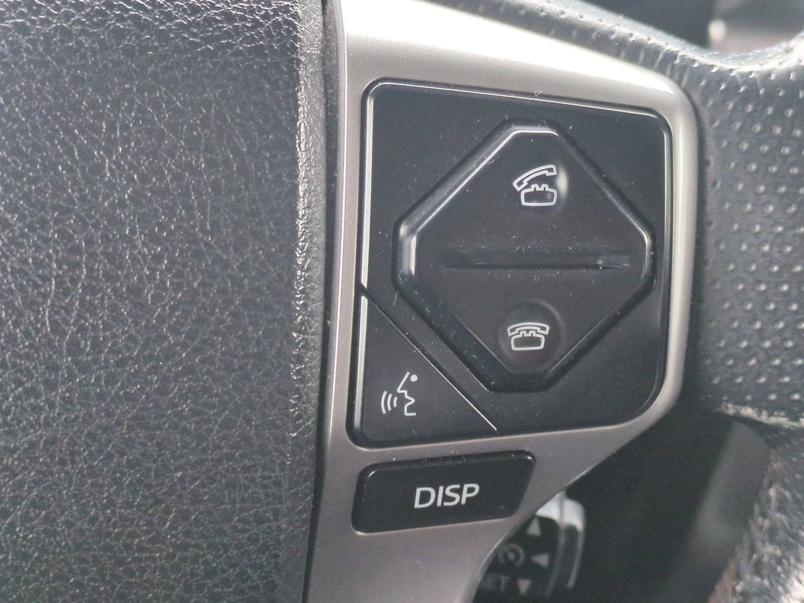Thumbnail: 2015 Toyota 4Runner - 24