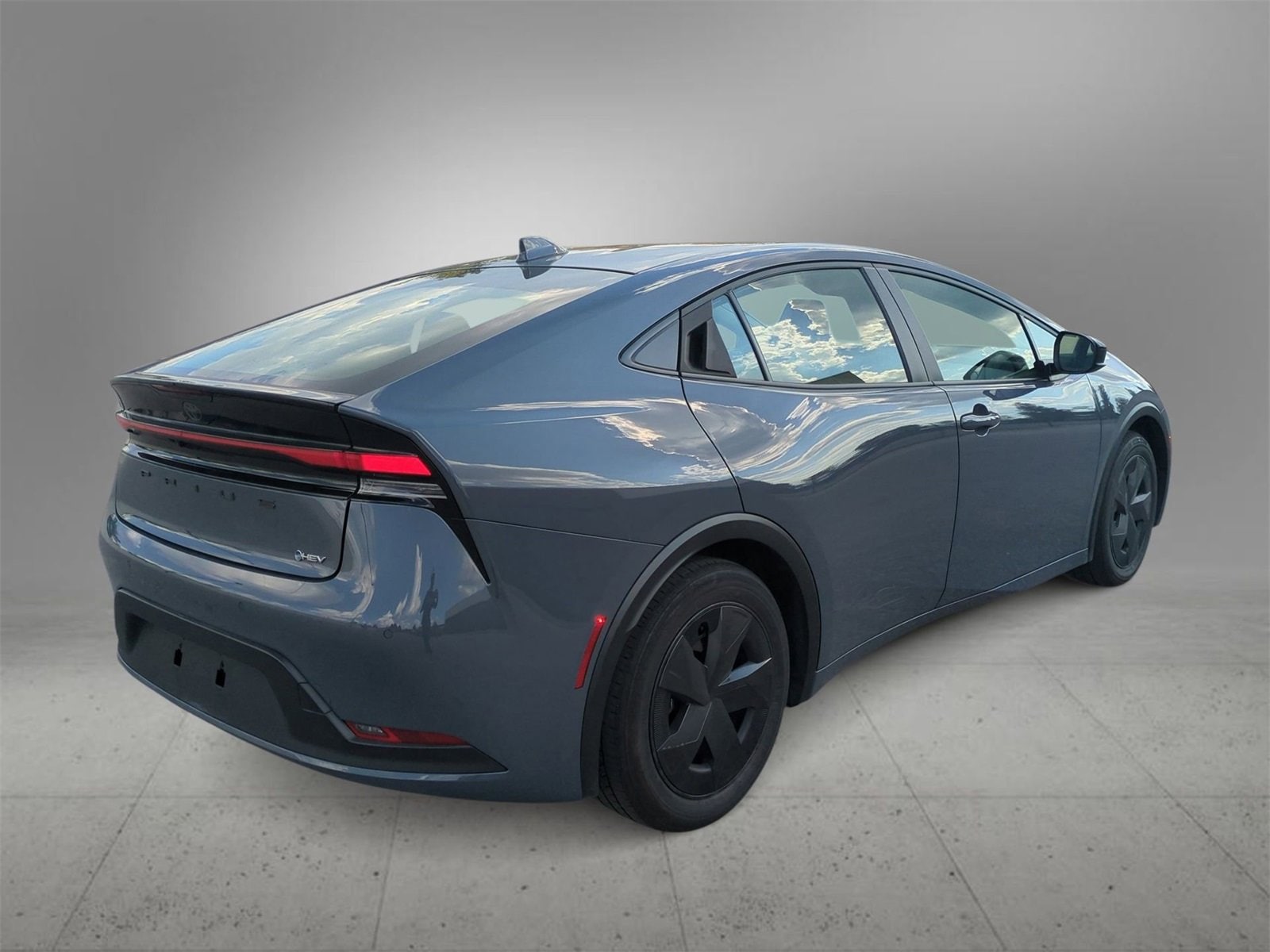 Thumbnail: 2024 Toyota Prius - 8