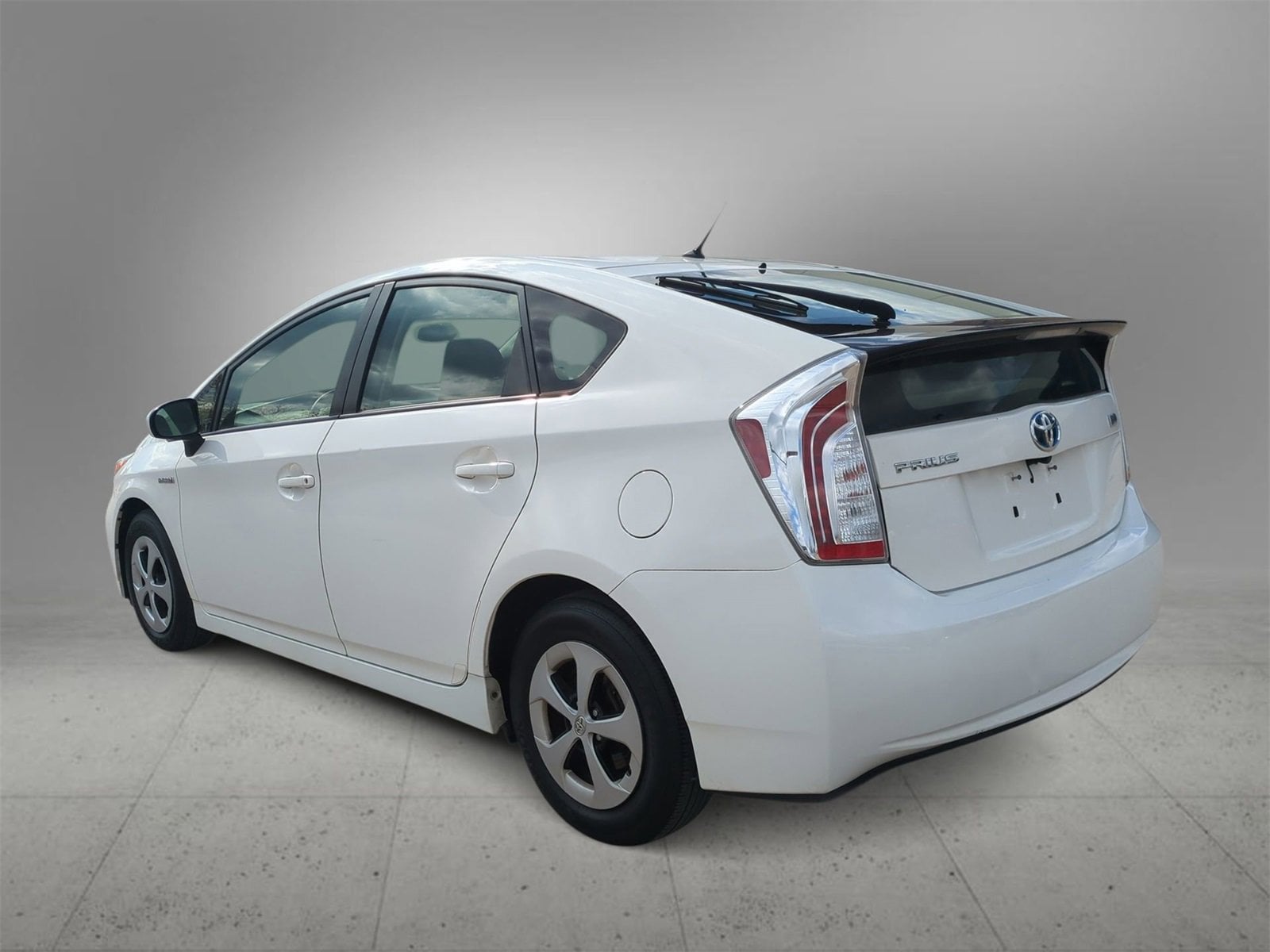 Thumbnail: 2012 Toyota Prius - 6