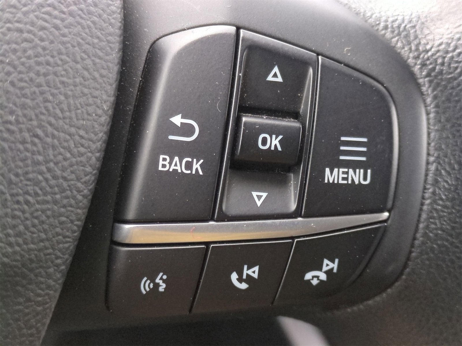 Thumbnail: 2020 Ford Escape - 24