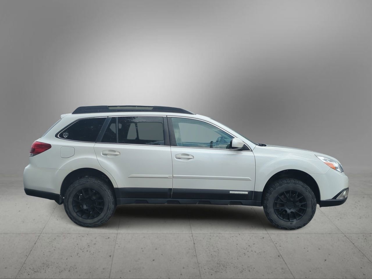 Thumbnail: 2012 Subaru Outback - 9