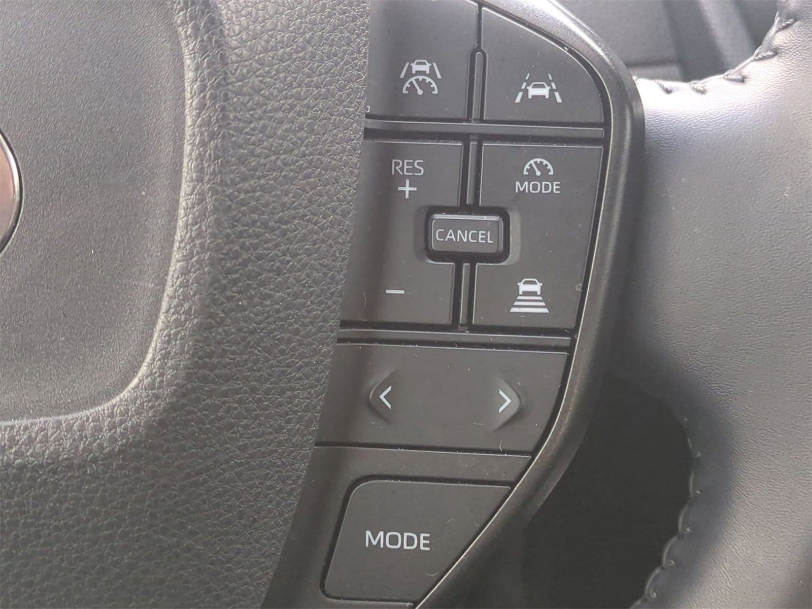 Thumbnail: 2024 Toyota Prius - 24