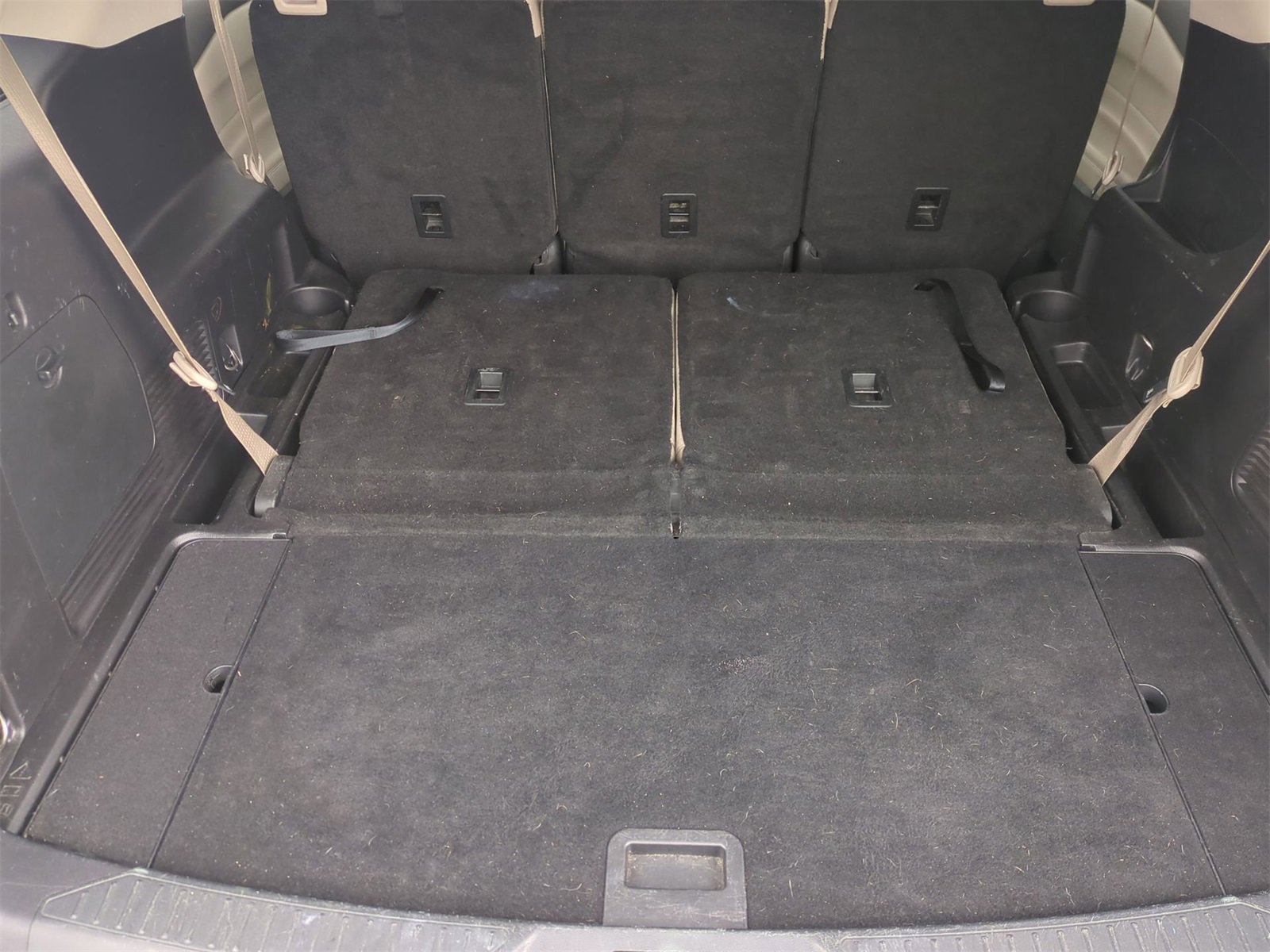 Thumbnail: 2021 Ford Explorer - 33