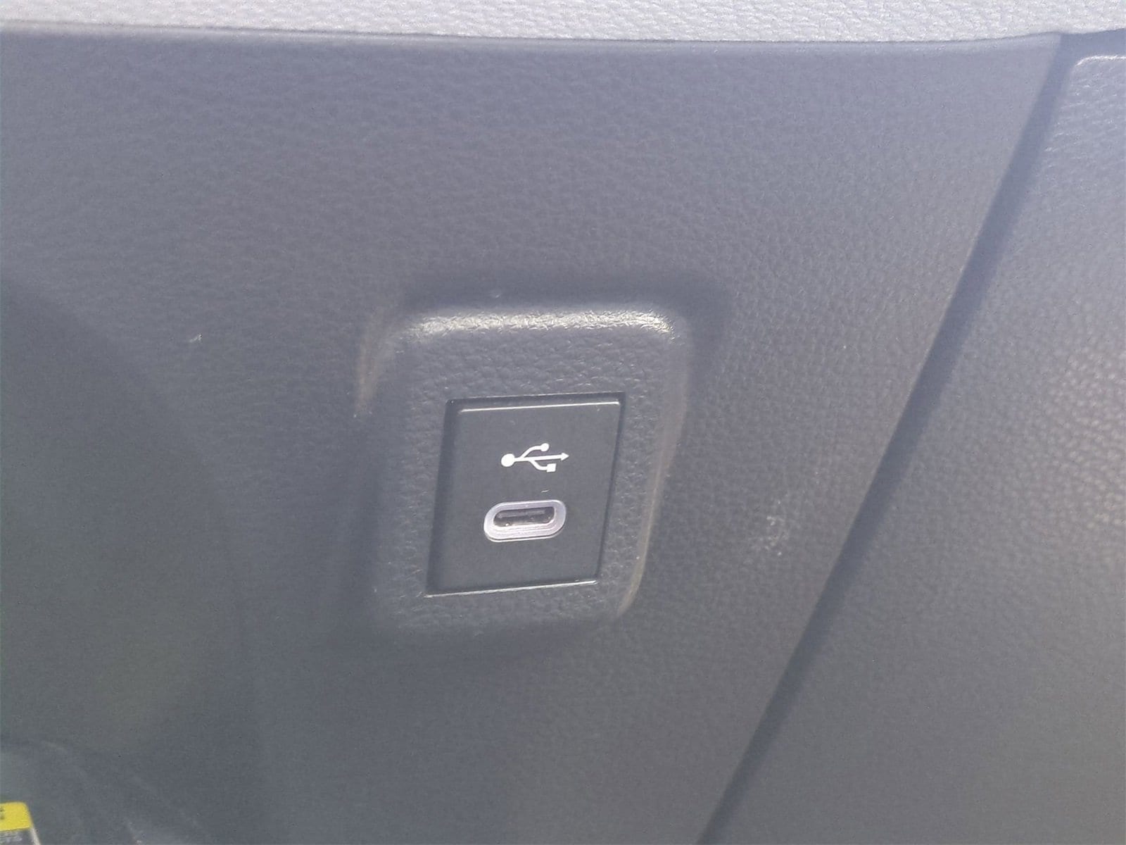 Thumbnail: 2023 Toyota Corolla - 30