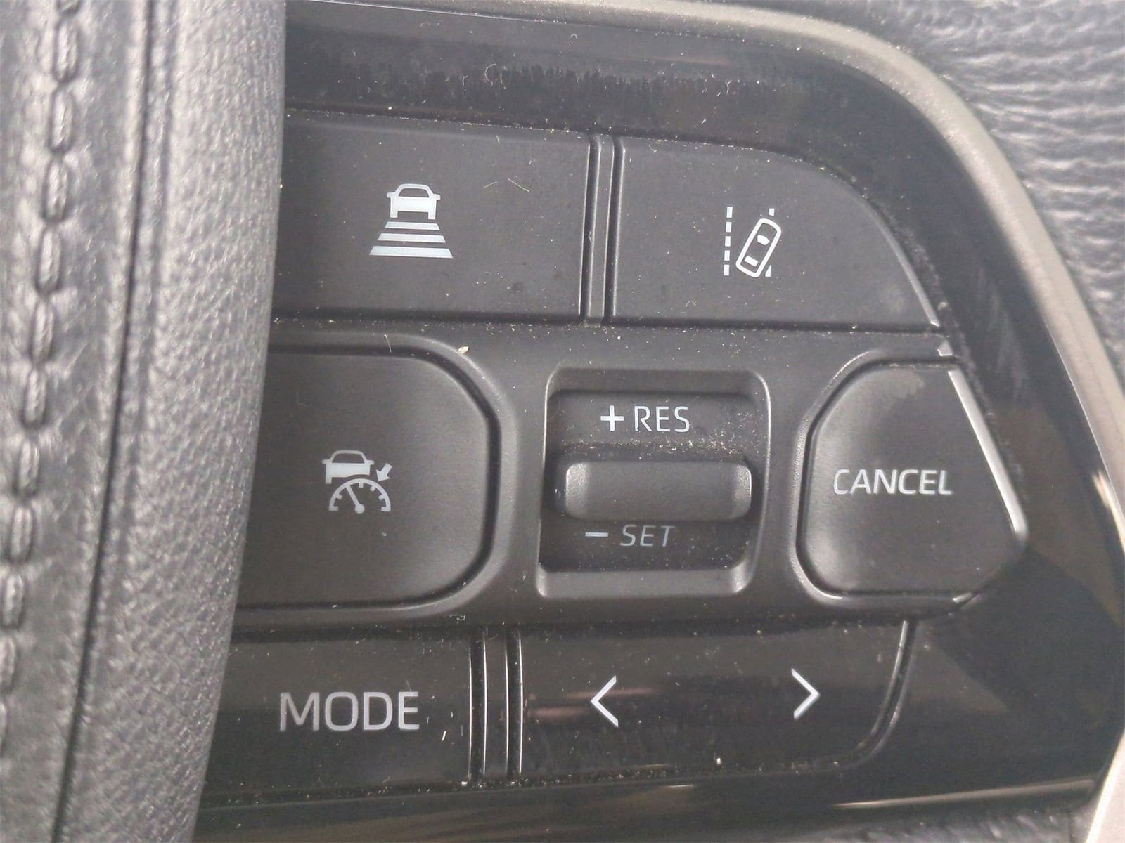 Thumbnail: 2023 Toyota Tundra - 24