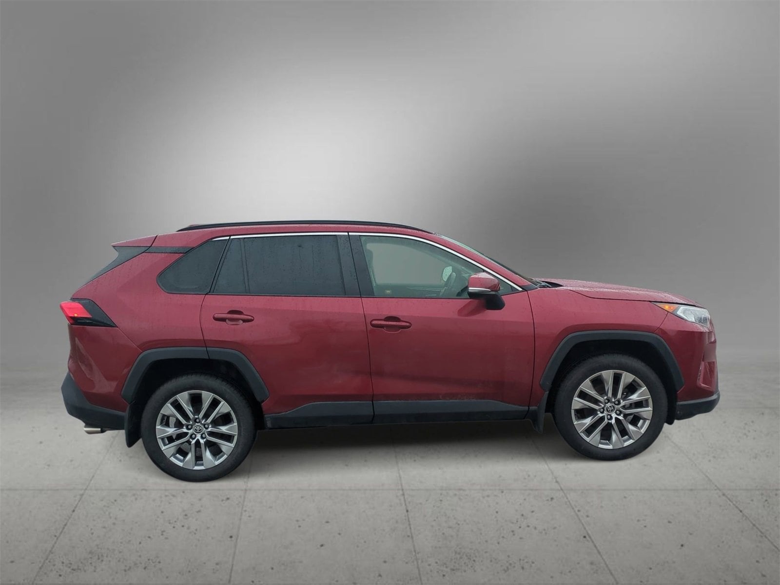 Thumbnail: 2020 Toyota RAV4 - 9