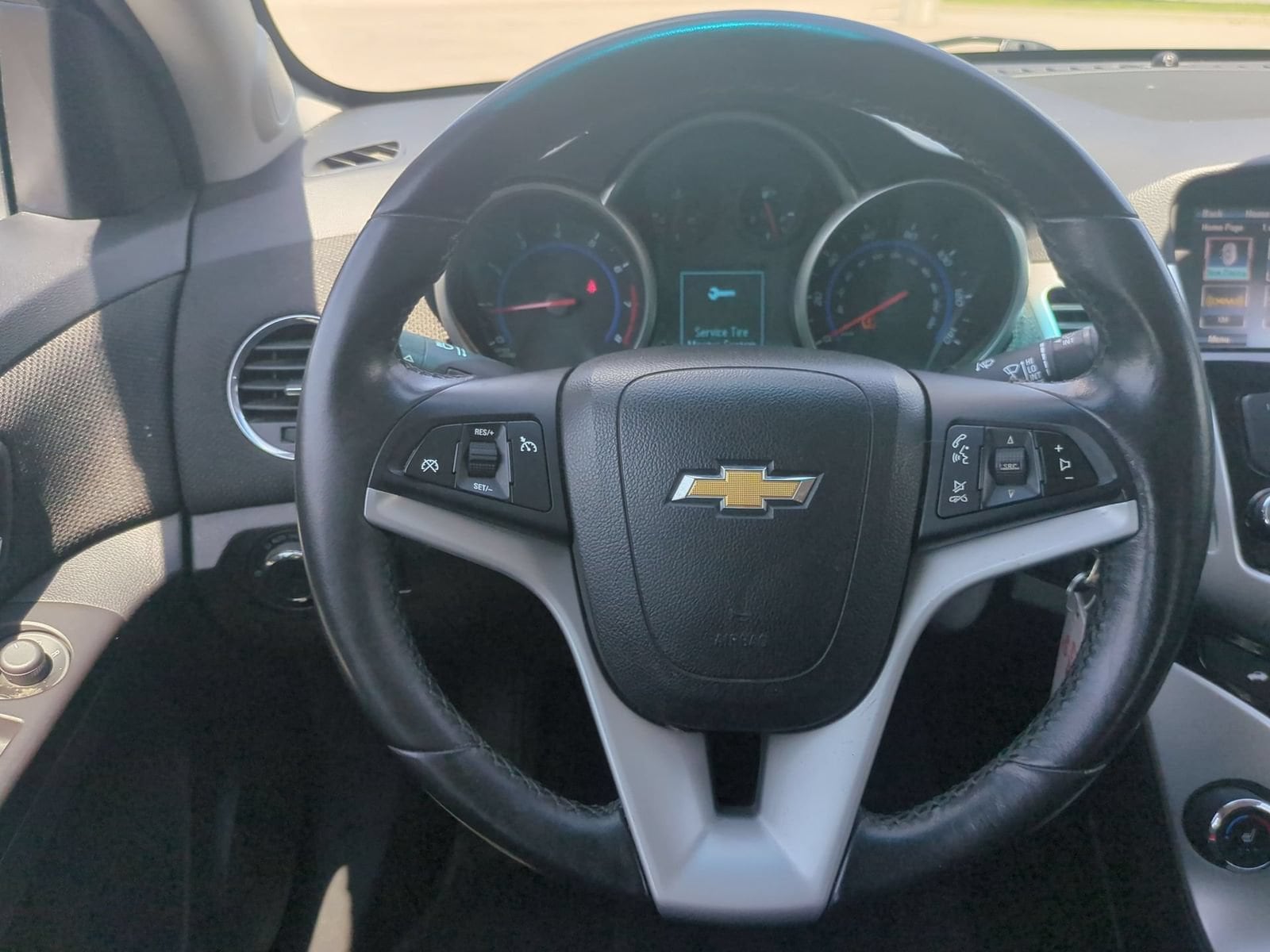 Thumbnail: 2016 Chevrolet Cruze - 22