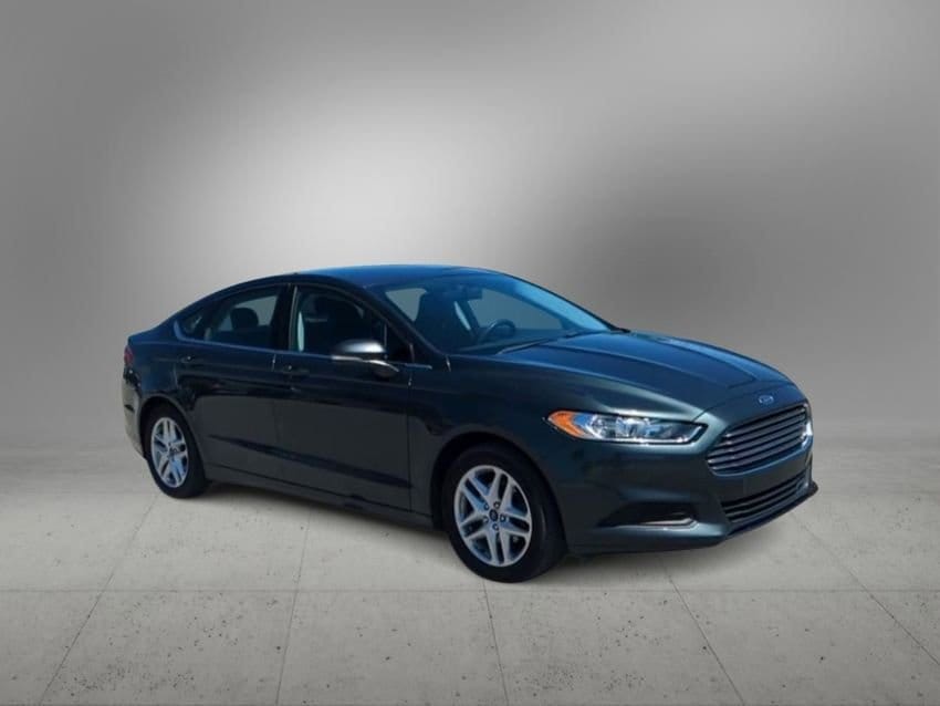 Thumbnail: 2016 Ford Fusion - 2
