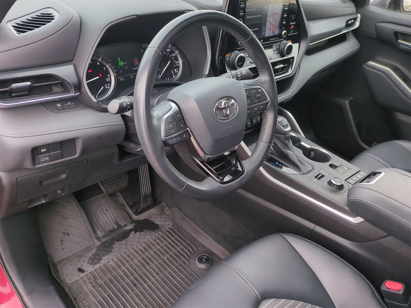 Thumbnail: 2021 Toyota Highlander - 10