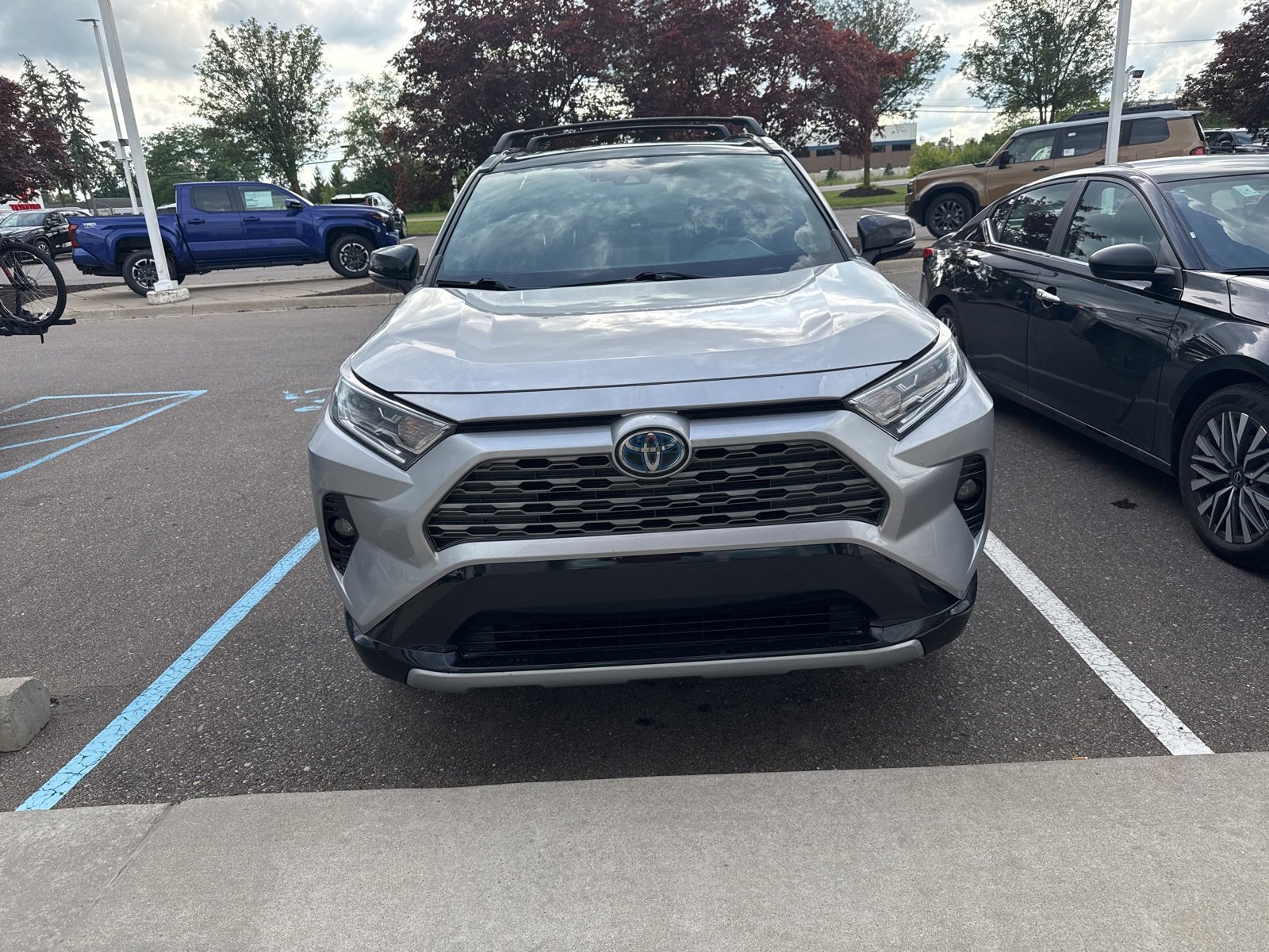 Thumbnail: 2021 Toyota RAV4 - 1