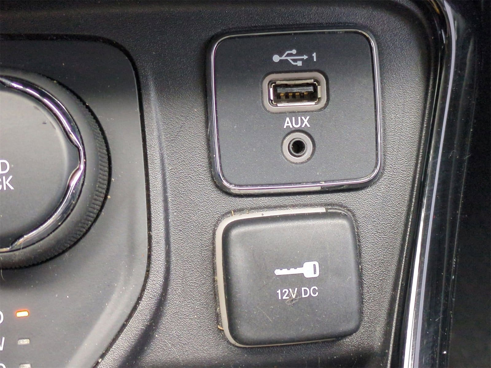 Thumbnail: 2020 Jeep Compass - 29