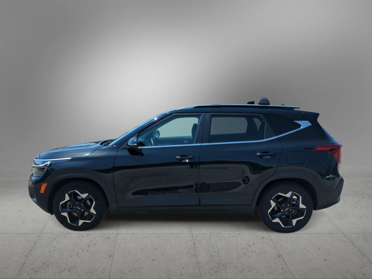 Thumbnail: 2024 Kia Seltos - 5