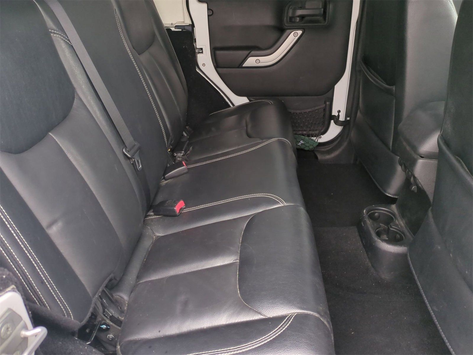 Thumbnail: 2015 Jeep Wrangler - 20