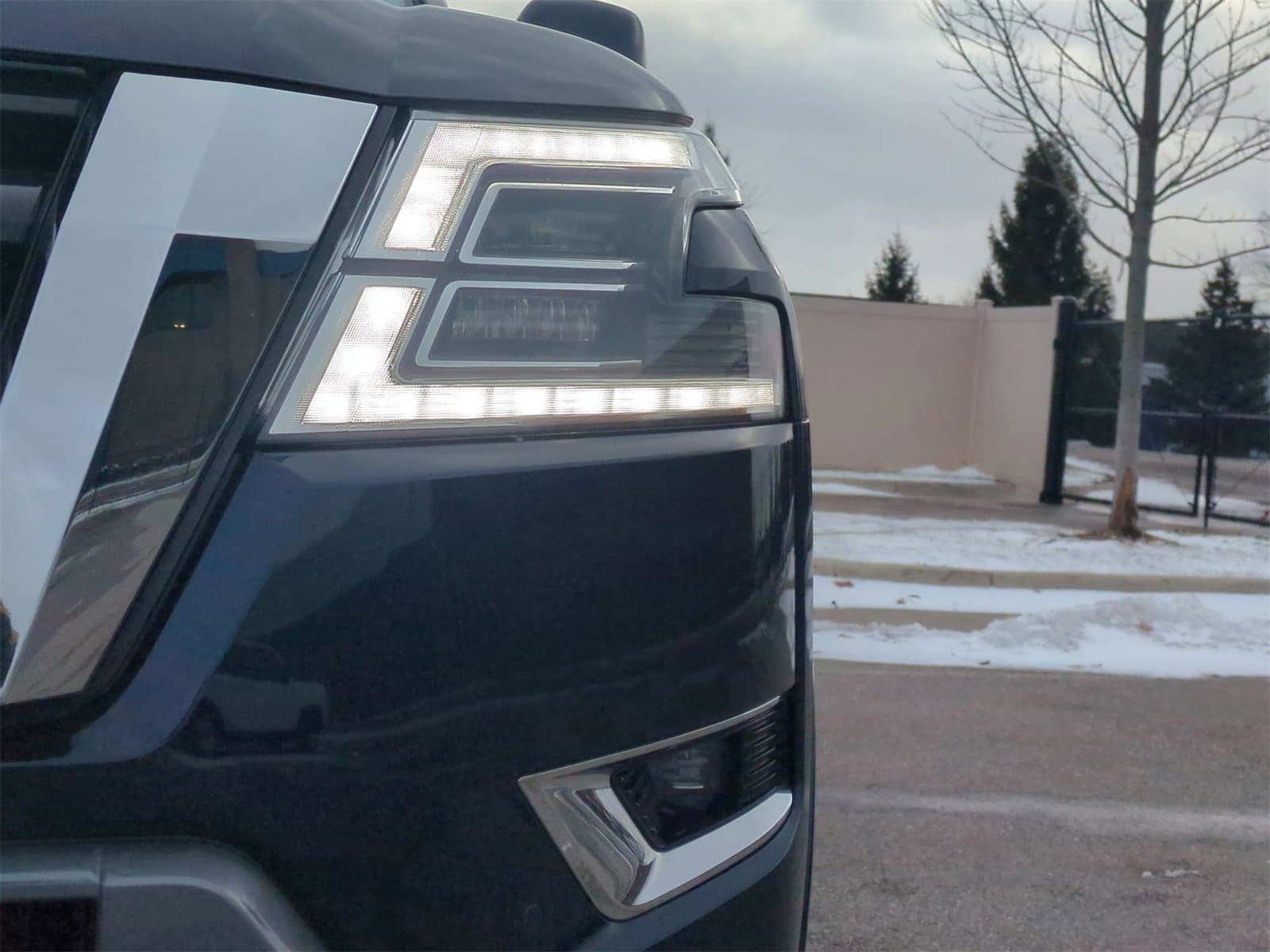 Thumbnail: 2022 Nissan Armada - 11