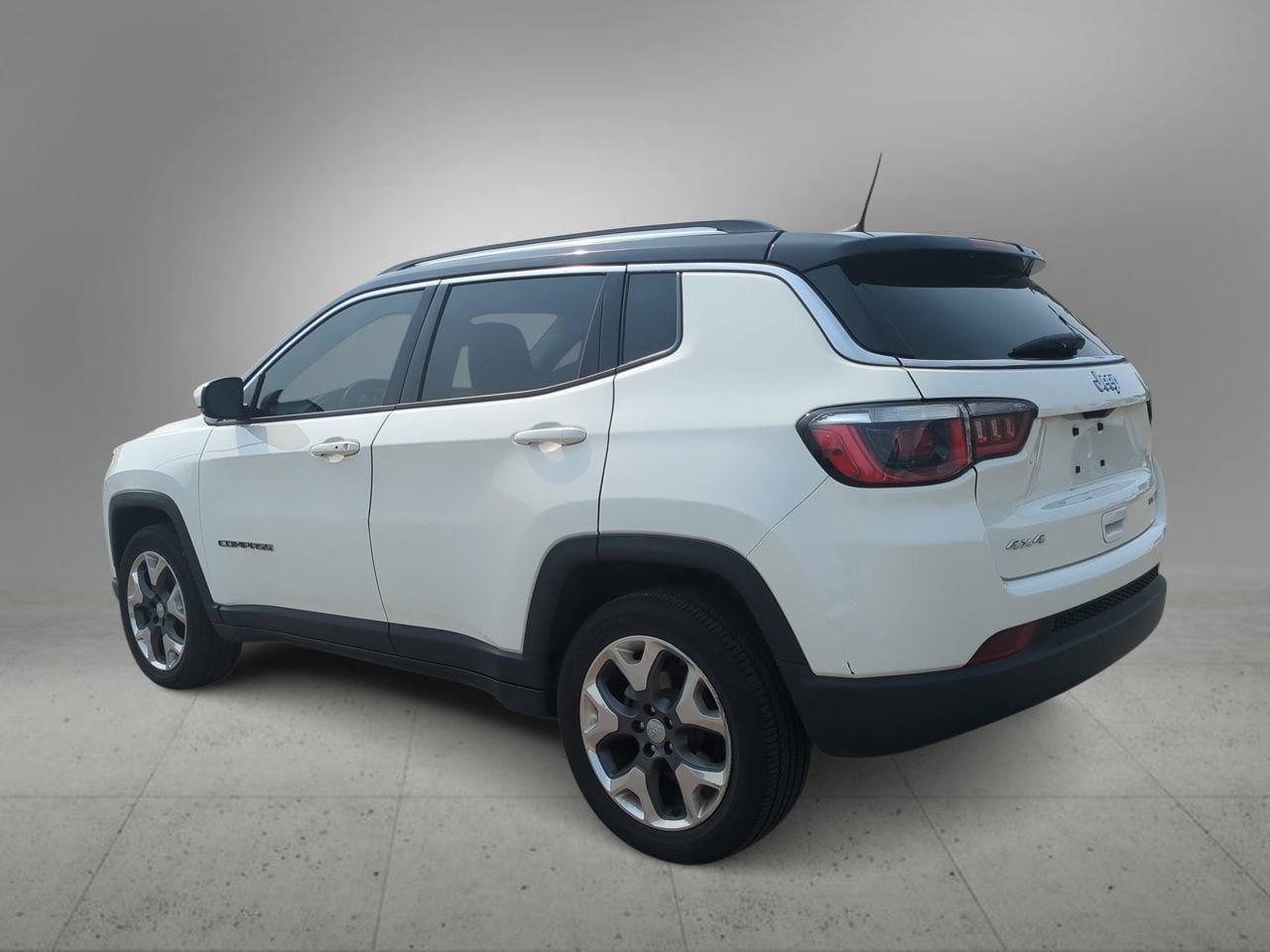 Thumbnail: 2020 Jeep Compass - 6