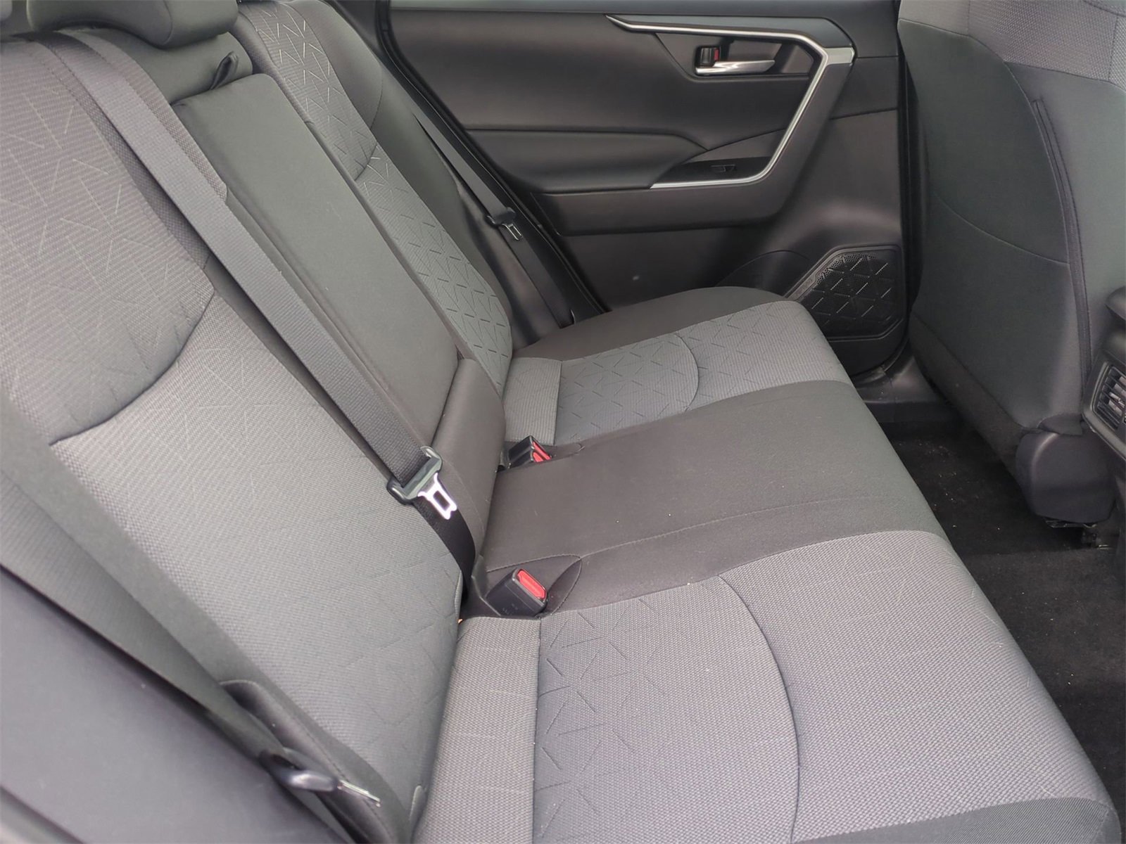 Thumbnail: 2025 Toyota RAV4 - 21