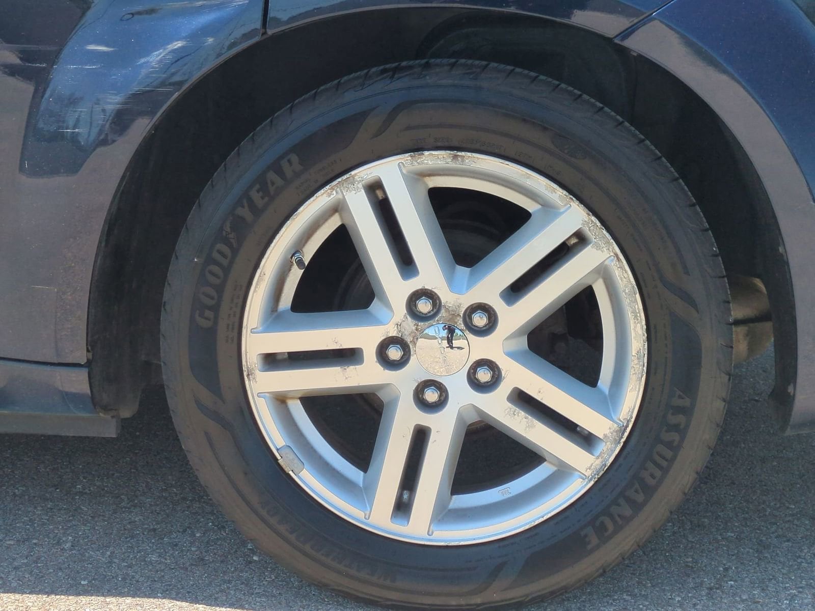Thumbnail: 2013 Dodge Avenger - 14