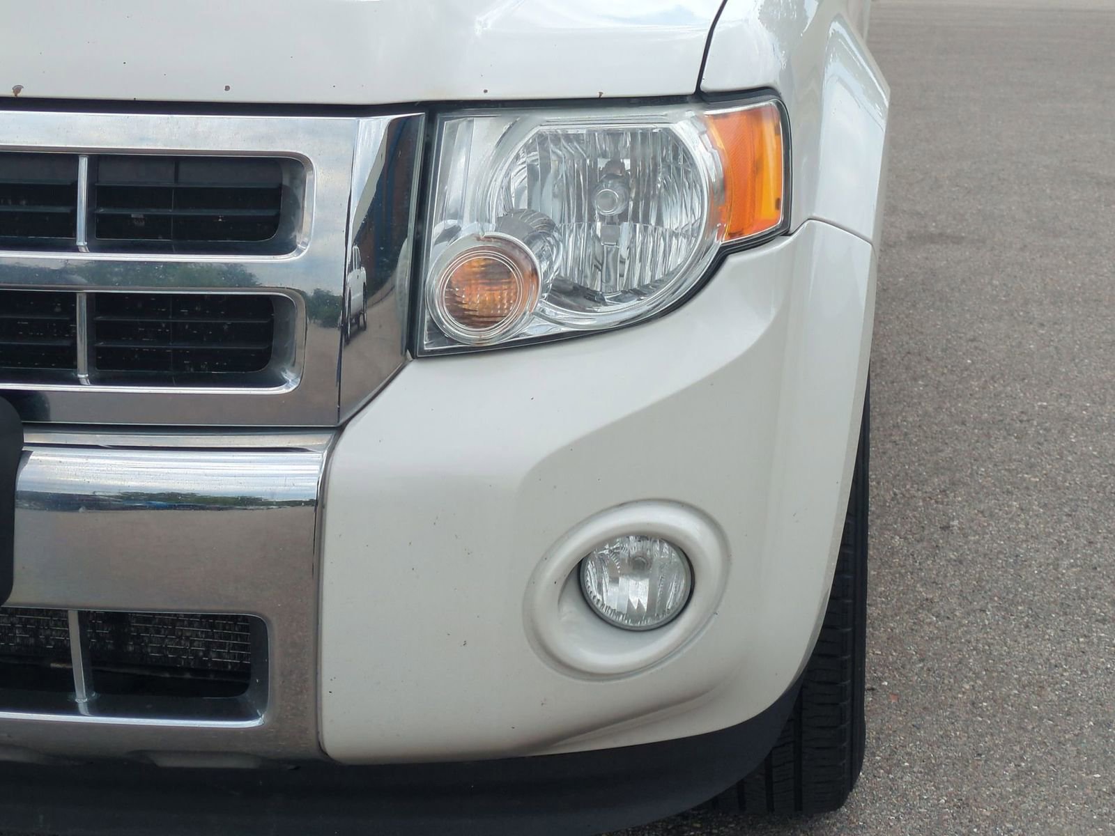 Thumbnail: 2012 Ford Escape - 11