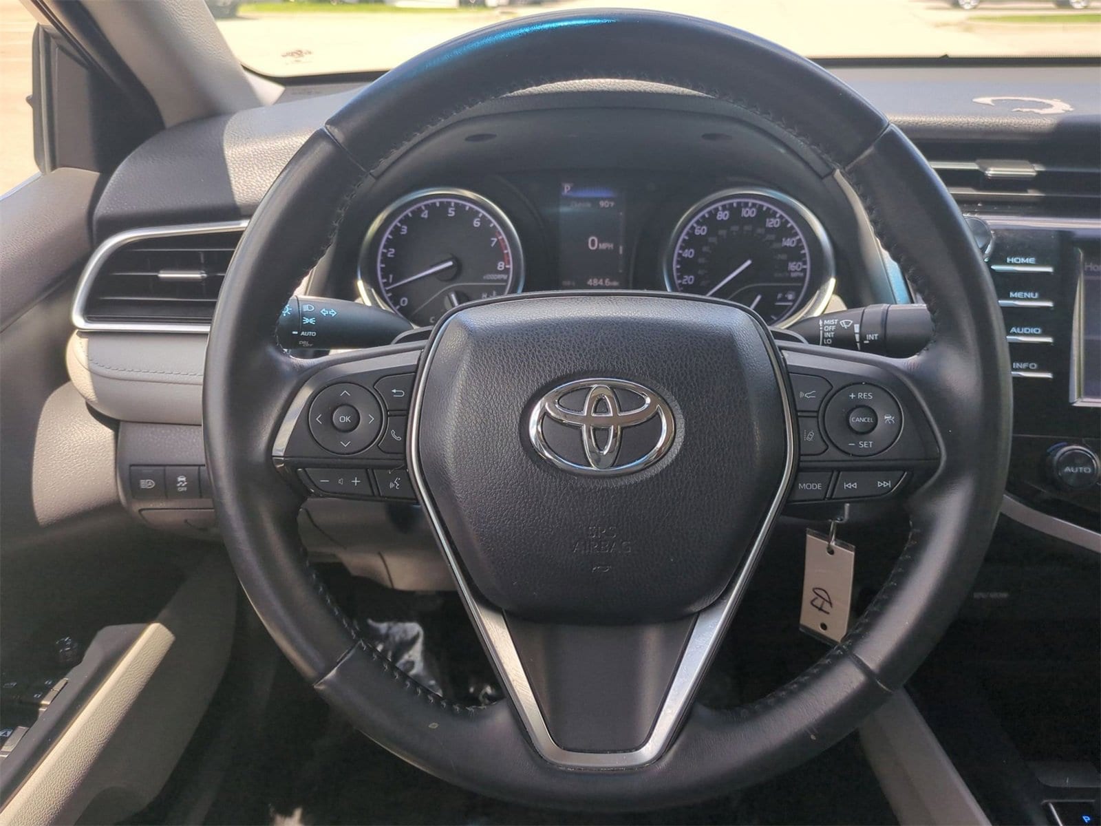 Thumbnail: 2018 Toyota Camry - 22