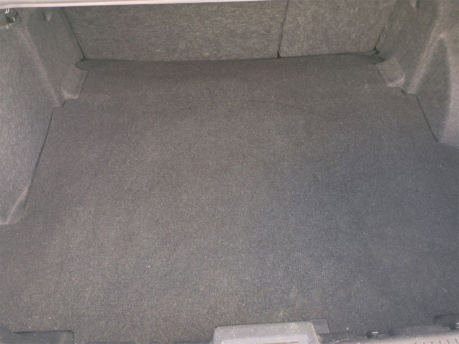 Thumbnail: 2012 Ford Fusion - 33