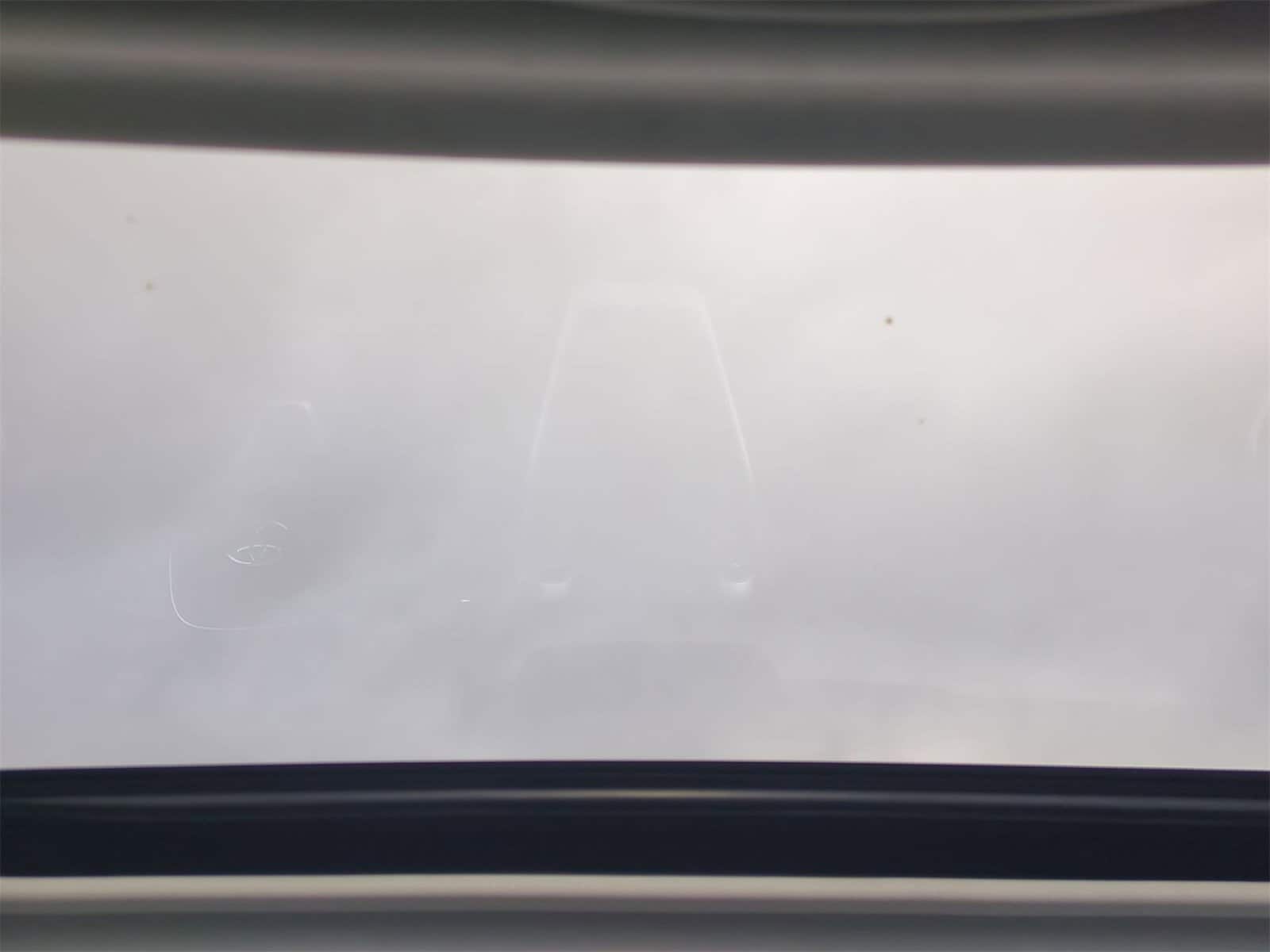 Thumbnail: 2021 Toyota RAV4 - 22