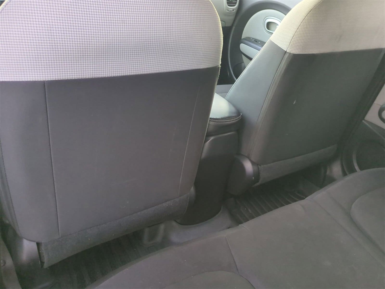 Thumbnail: 2016 Kia Soul - 18