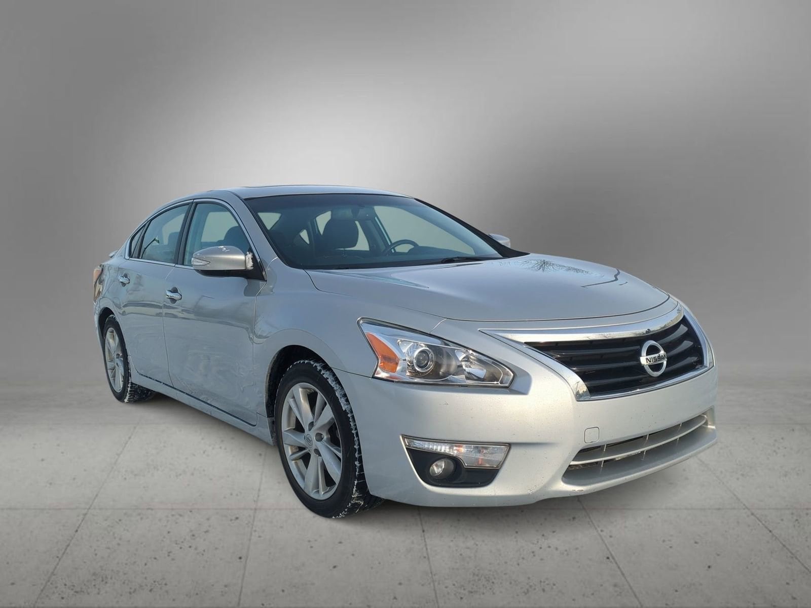 Used 2015 Nissan Altima SL with VIN 1N4AL3APXFN916307 for sale in Farmington Hills, MI
