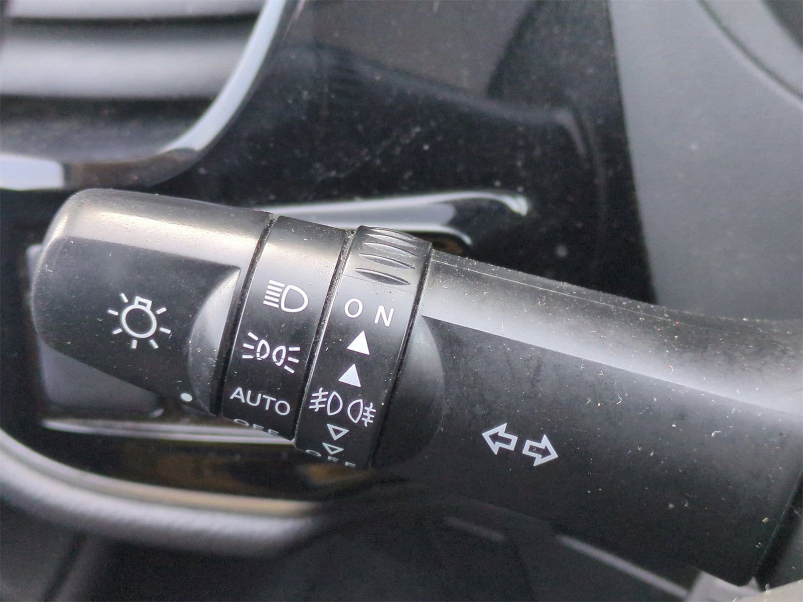 Thumbnail: 2017 Mitsubishi Outlander - 25