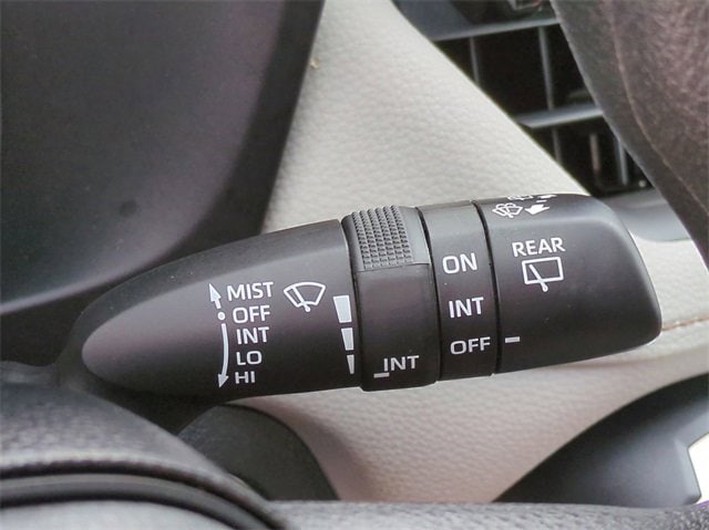 Thumbnail: 2020 Toyota RAV4 - 26
