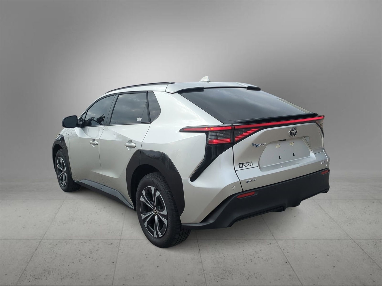 Thumbnail: 2024 Toyota bZ4X - 6