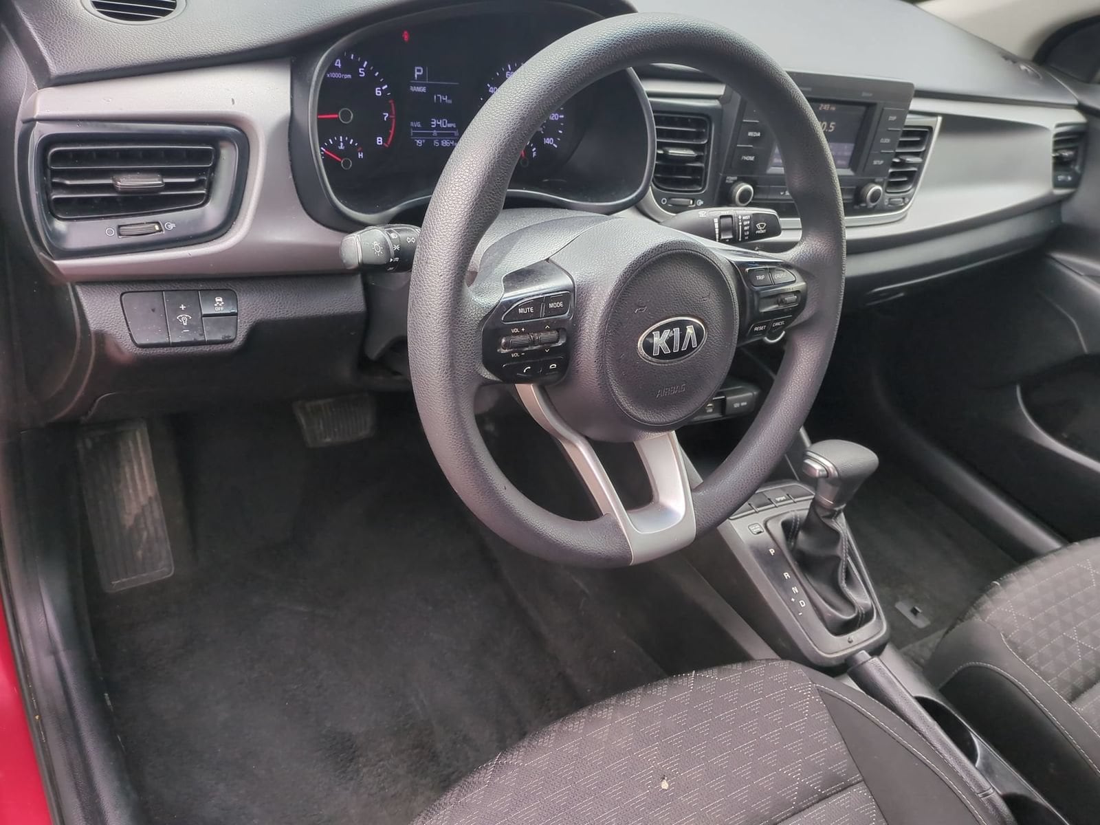 Thumbnail: 2018 Kia Rio - 10