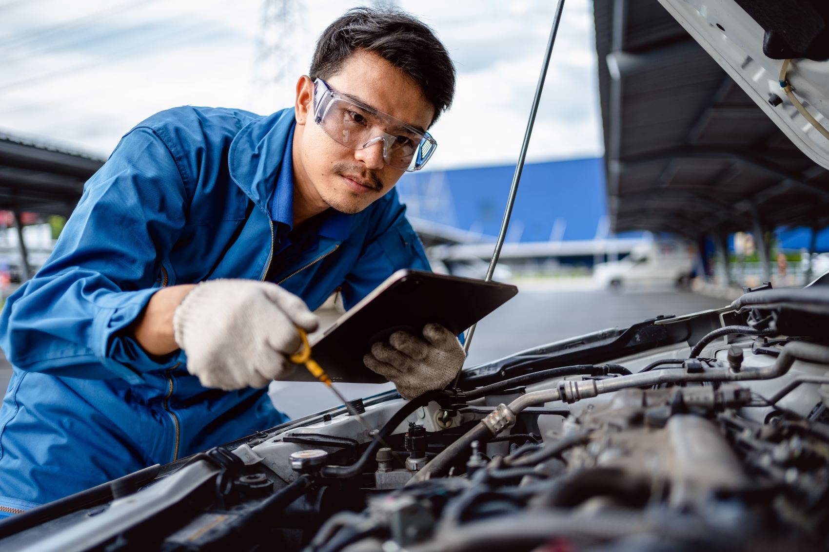 Toyota Service near Farmington Hills, MI