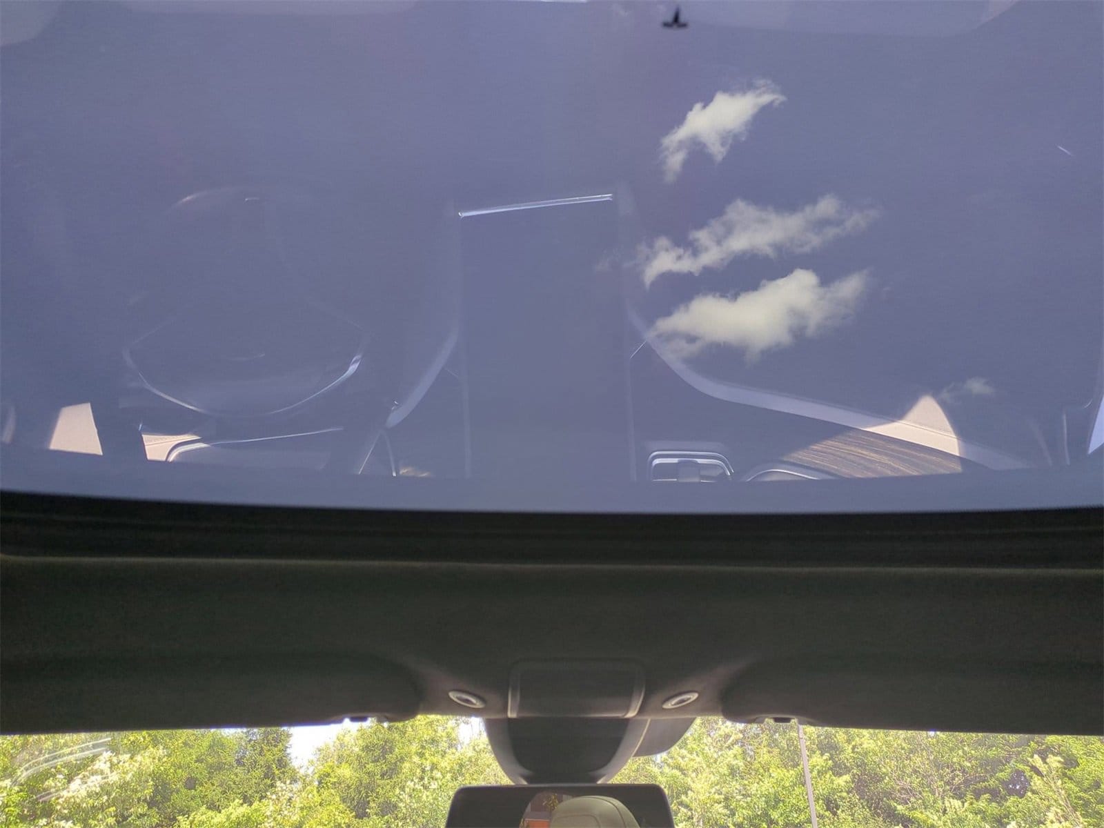 Thumbnail: 2016 Tesla Model S - 21