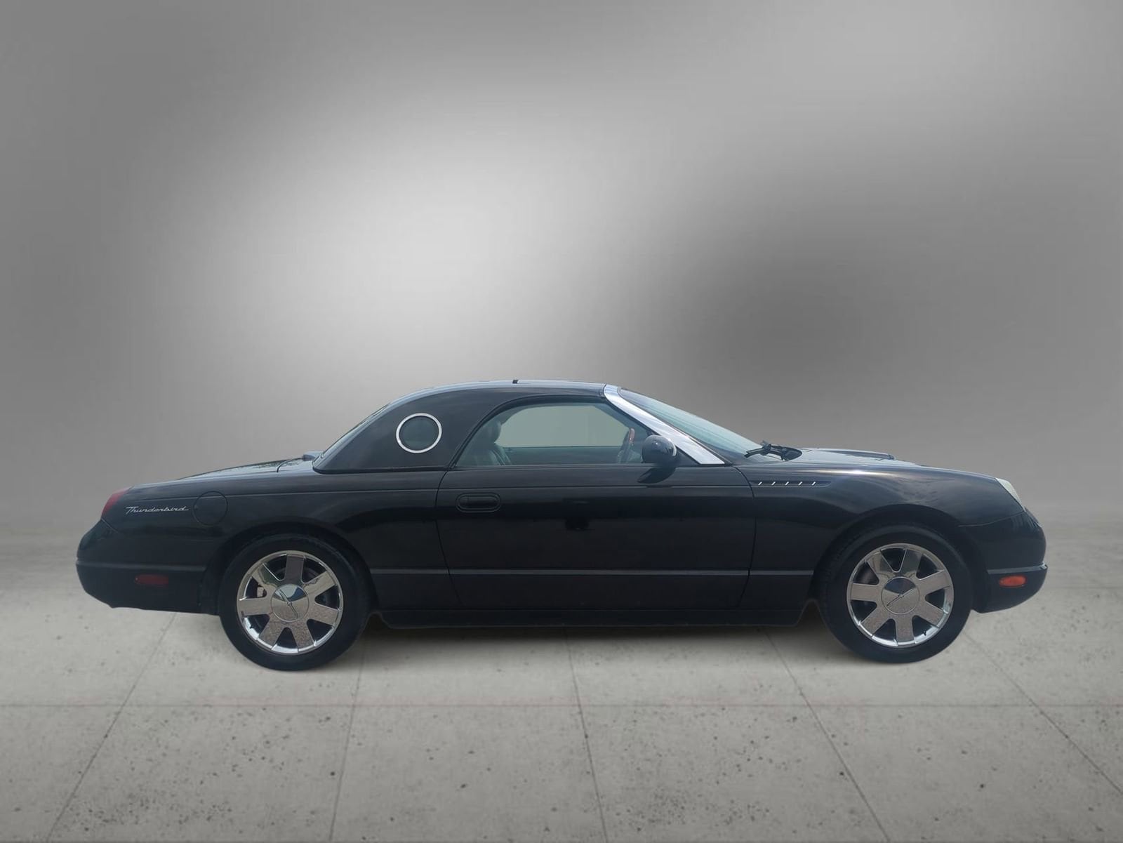 Thumbnail: 2002 Ford Thunderbird - 9
