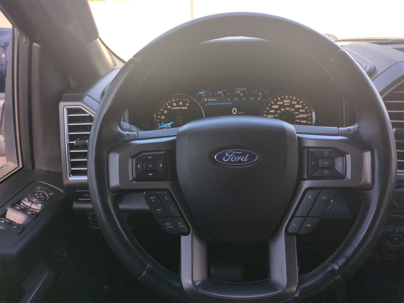 Thumbnail: 2016 Ford F-150 - 24