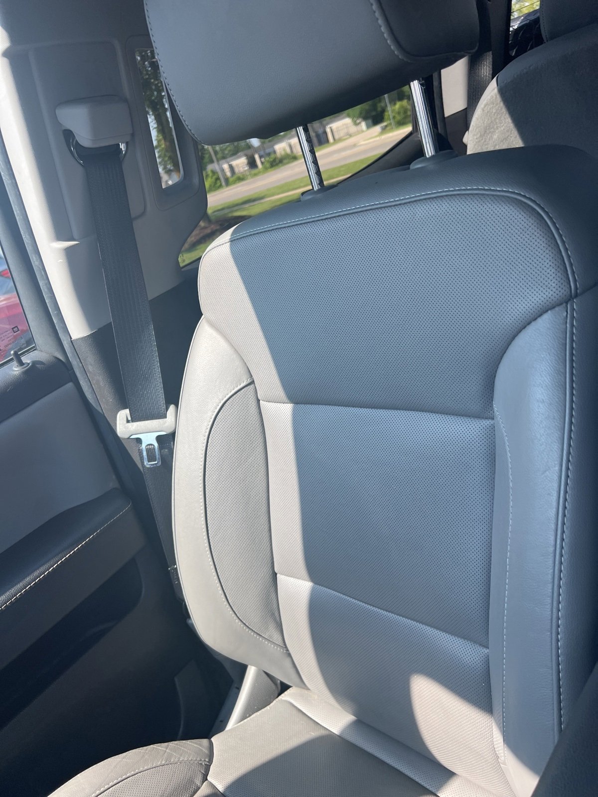 Thumbnail: 2018 Chevrolet Silverado 1500 - 12