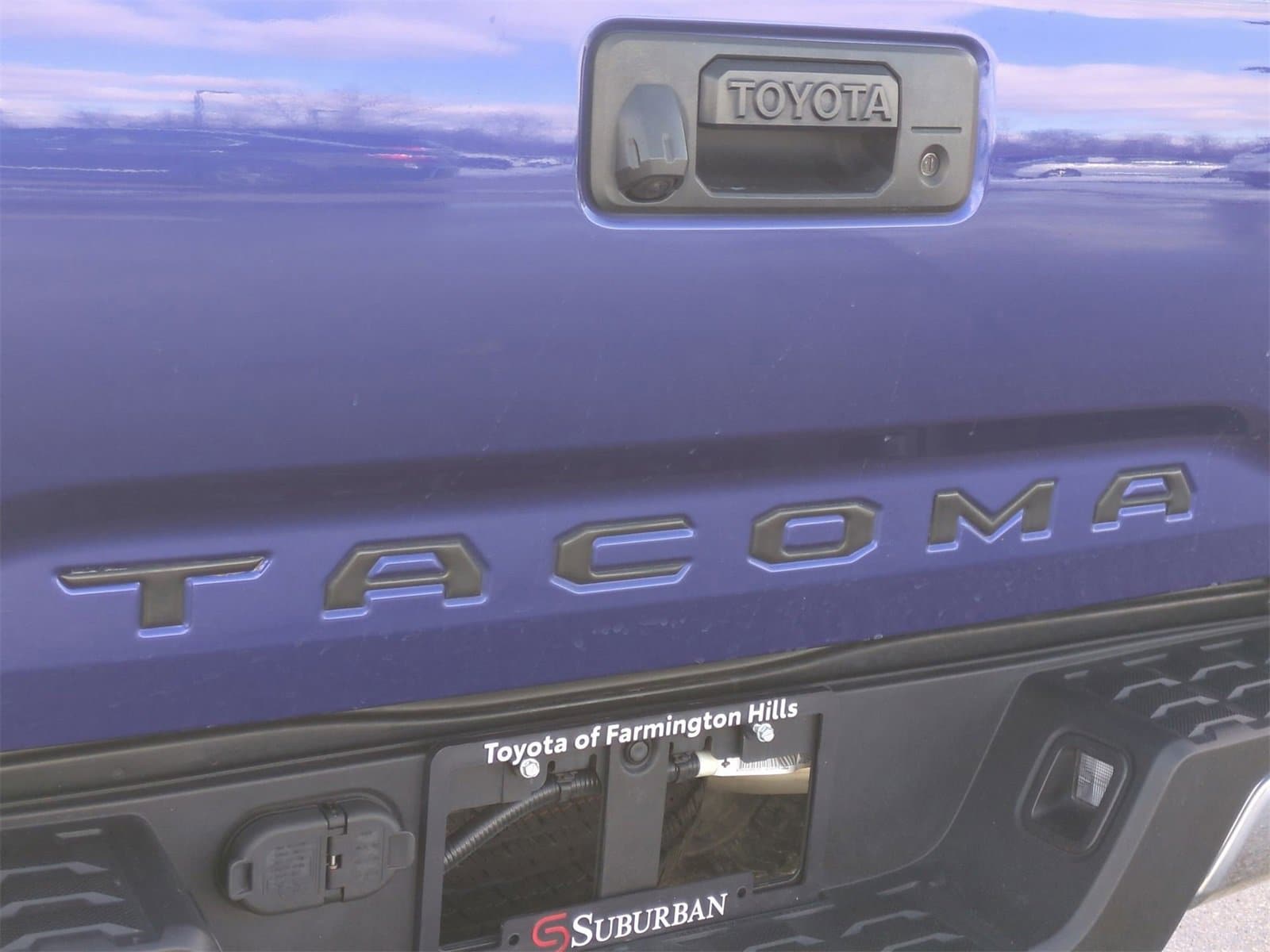 Thumbnail: 2023 Toyota Tacoma - 13