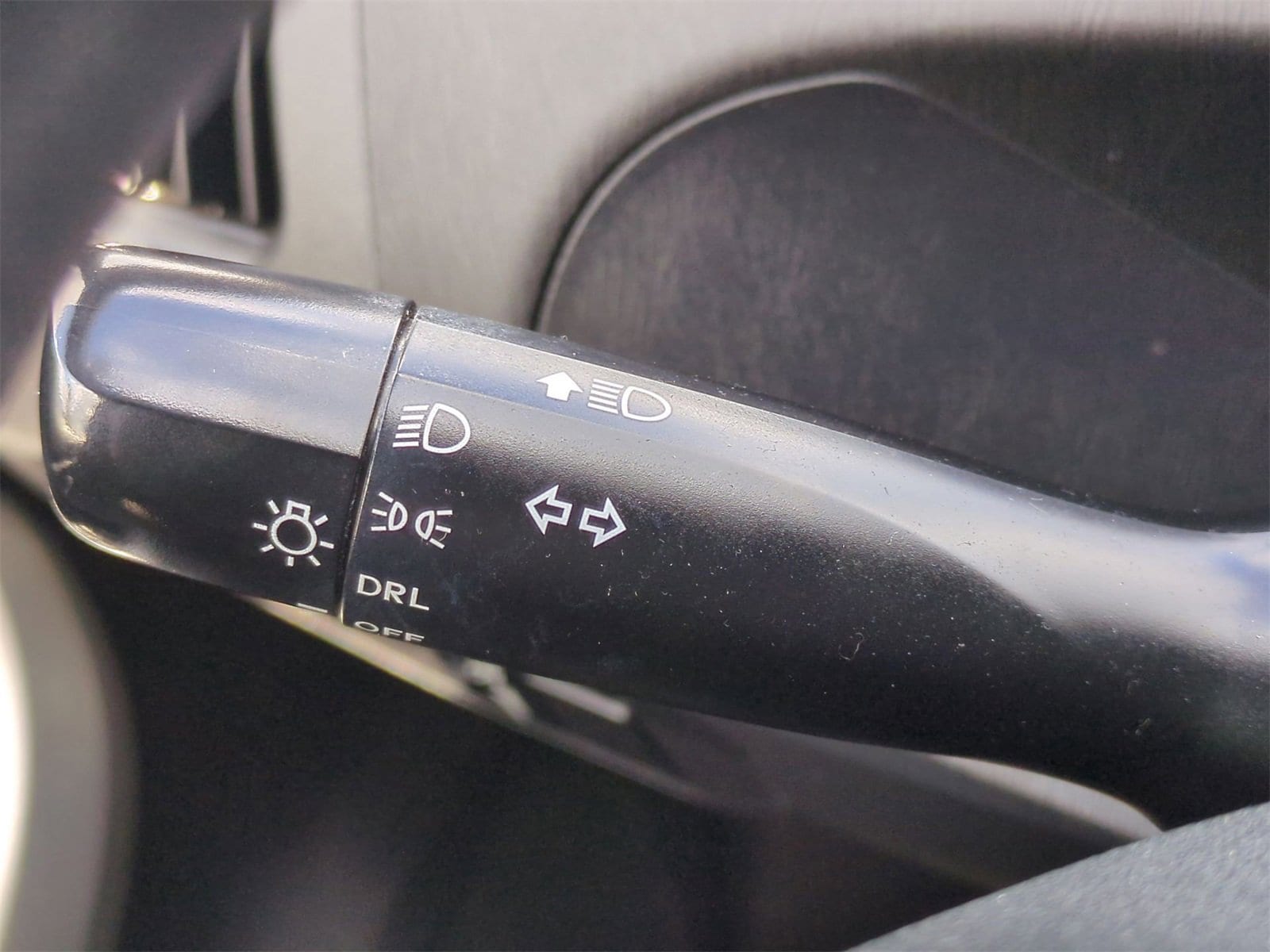 Thumbnail: 2012 Toyota Prius - 26