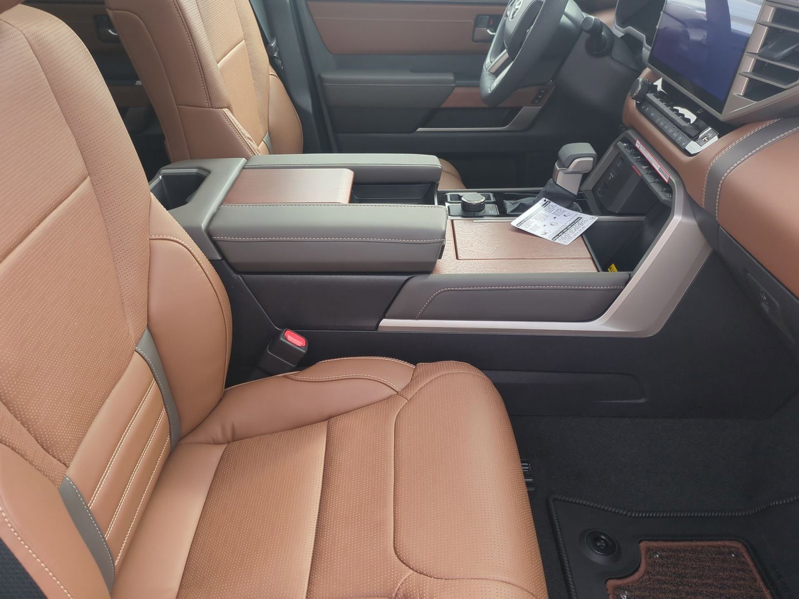 2026 Toyota Tundra 1794 Edition - Photo 23