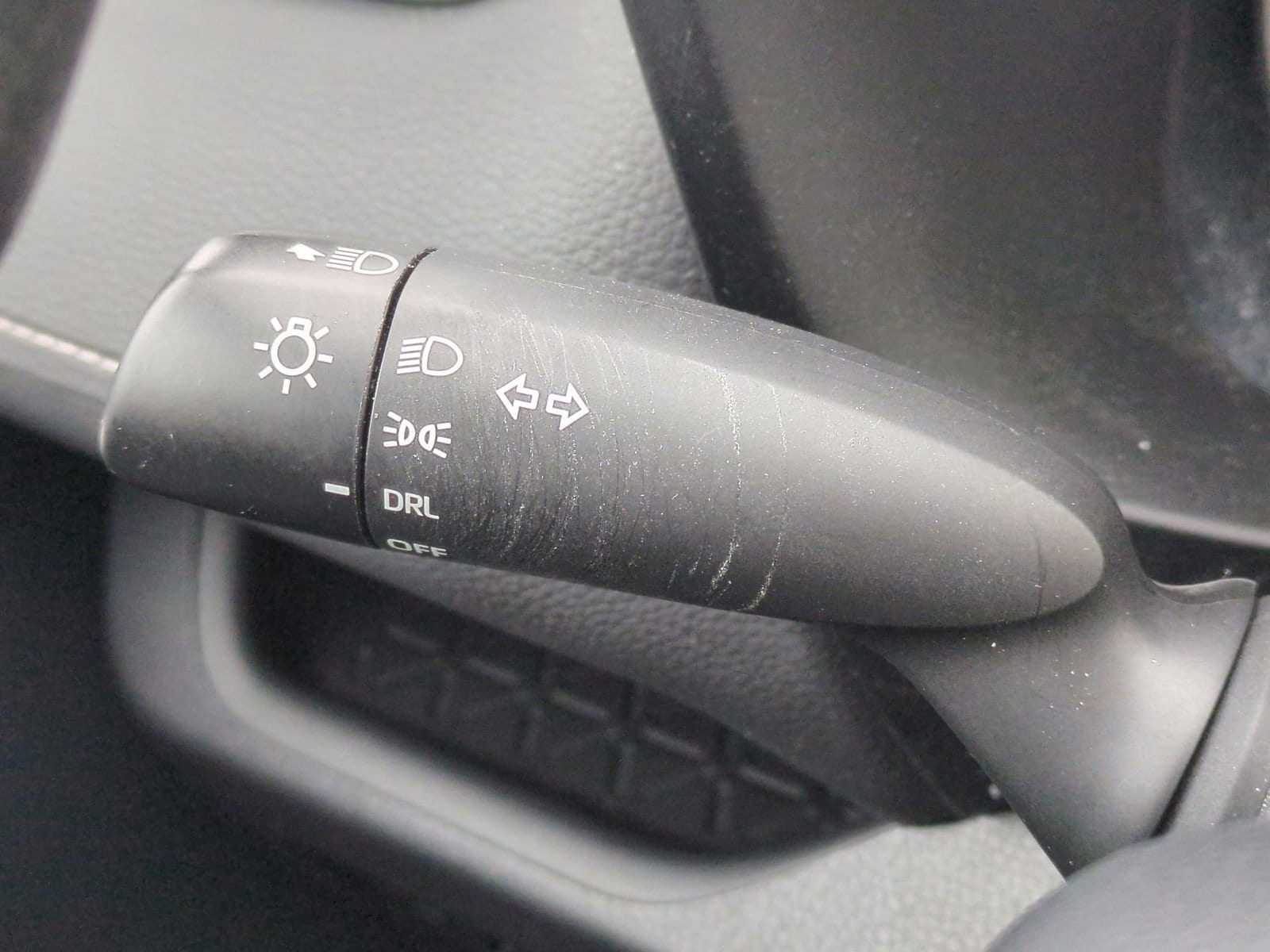 Thumbnail: 2023 Toyota RAV4 - 25