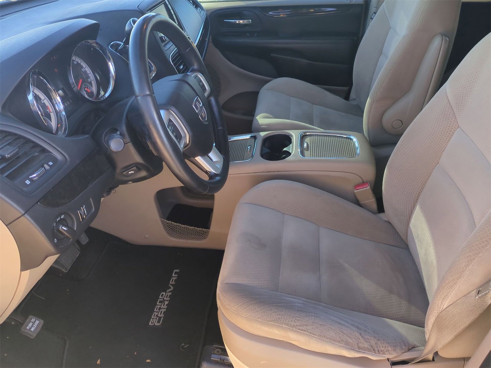 Thumbnail: 2014 Dodge Grand Caravan - 16